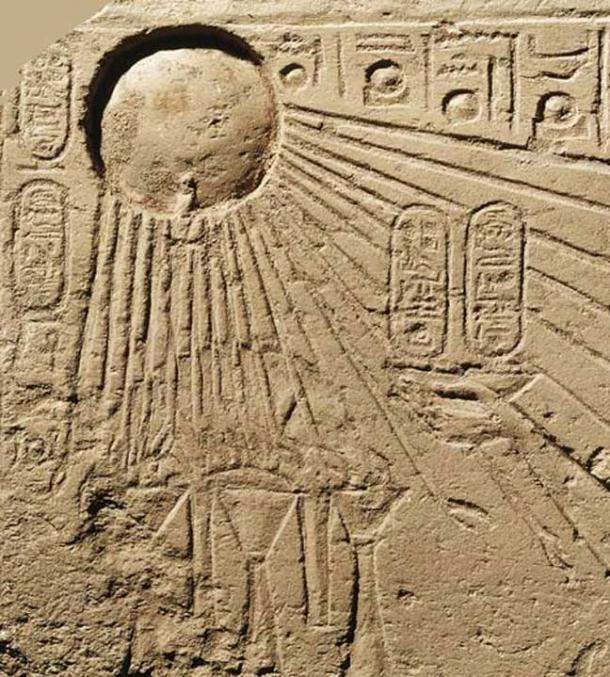 The Egyptian Aten symbol that may originally have depicted the magnificent comet of 1486 BC. 