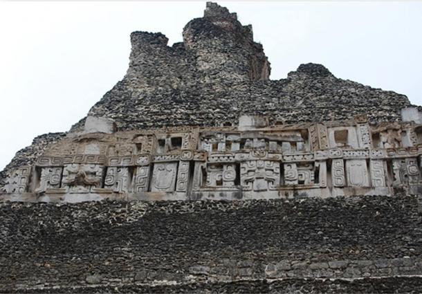 Some of the fascinating carvings on the summit of El Castillo 