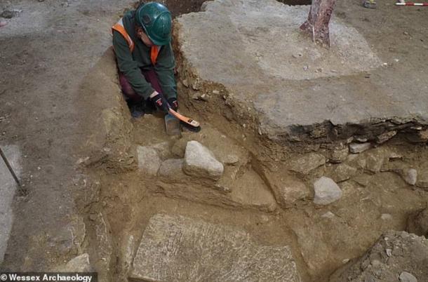 Excavations of the possible Anglo-Saxon abbey at Bath Abbey