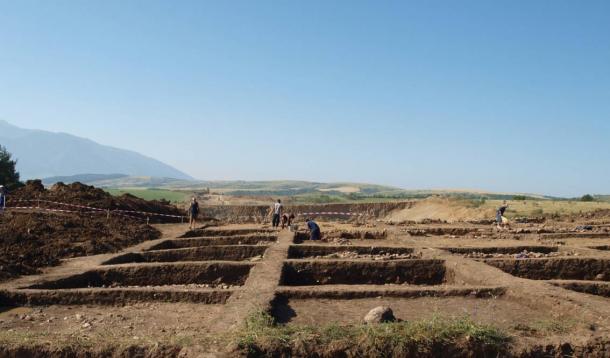Excavations at the early Neolithic settlement near Mursalevo in Southwest Bulgaria.