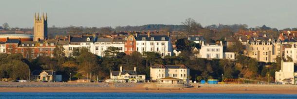 Exmouth seafront taken from Dawlish Warren, the scene of the Mermaid incident in 1812. (Public Domain)