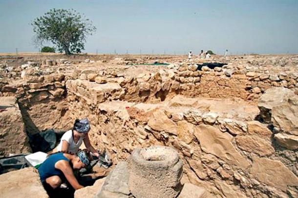 Fieldwork during the current excavations at Ampurias. 