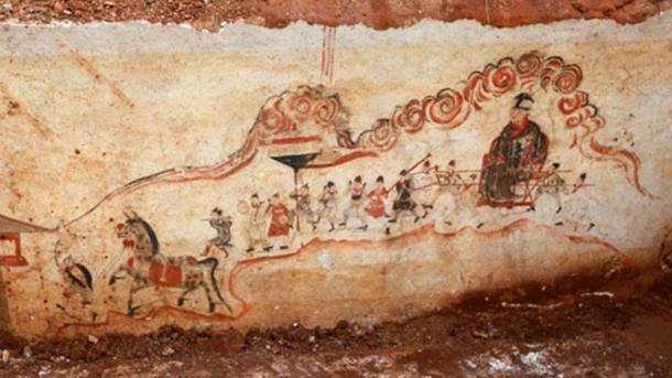 Figure paintings were found on the wall of an ancient tomb unearthed in Qunyi village, Wanbao town, Loudi city, Hunan province, Oct 14, 2014.