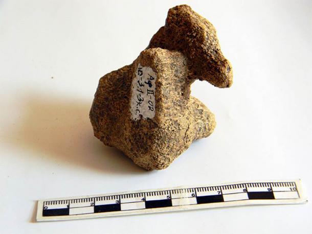 The animal-like figures discovered in Siberia were made from spongy parts of woolly mammoth and bear bones. (Evgeny Artemyev / Russian Academy of Sciences)