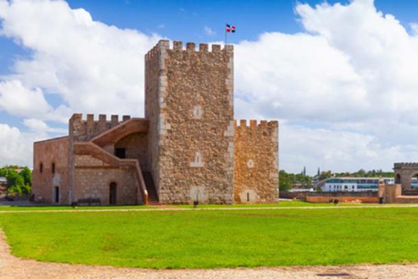 Fortaleza Ozama exterior (evannovostro/ Adobe Stock)
