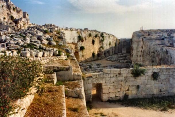 Fortifications of ancient Syracuse. (John McLinden / CC BY-SA 2.0)
