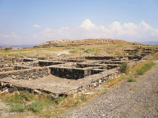 Foundation of ancient town, Karmir Blur, Armenia (Wikimedia Commons)