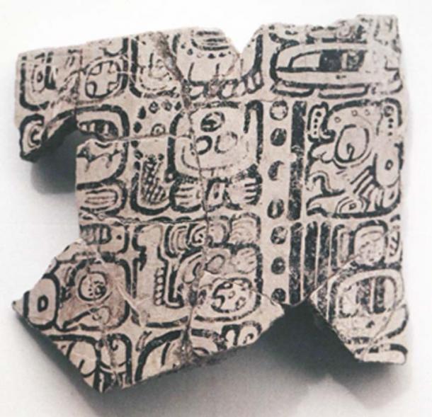 Fragments of the Komkom Vase showing the A.D. 812 Long Count calendar date. Credit: Baylor University