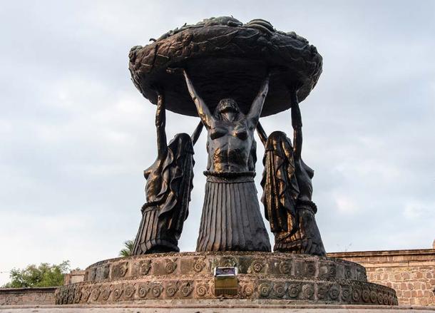 The Fuente de Las Tarascas, or the Tarascan Fountain, in Morelia, represents three of the most important princesses of the Purepecha culture: Atzimba, Tzetzangari and Erendira. “Tarascan” is a term referring to the Purépecha often considered derogatory. (Salvador Cervantes H / Adobe Stock)