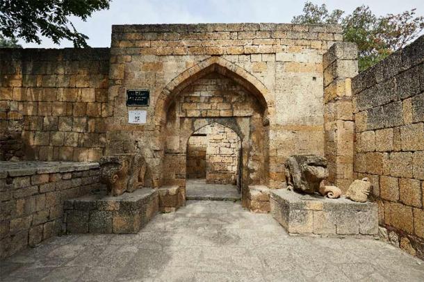Gate at the Naryn-Kala fortress in Derbent. (Savory / Adobe Stock)