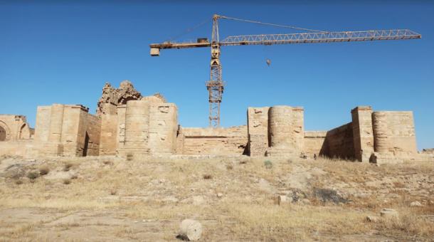 Vista generale del Tempio di Allat, Hatra. (Fotografia per gentile concessione del progetto Aliph-ISMEO a Hatra / Antiquity Publications Ltd ).