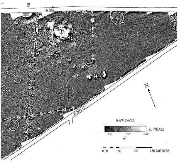 Geomagnetic field intensity in Stonehenge