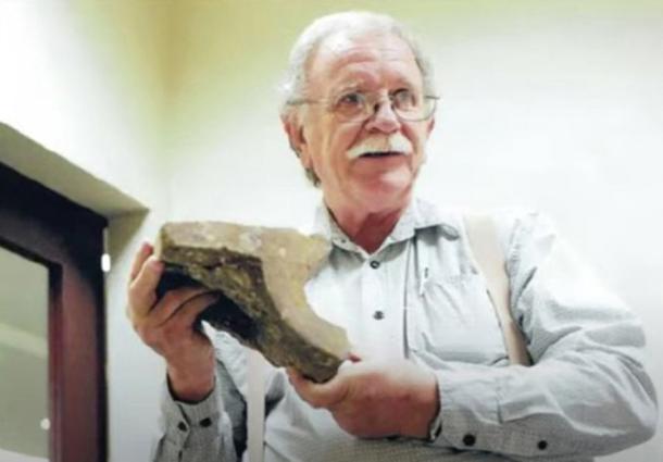 George Gelé has spent almost 50 years studying the site where he believes a lost city is hiding underwater. (WWLTV / YouTube)