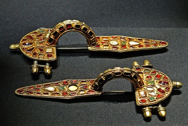 Germanic fibulae (or brooches) from the early fifth century – representative image. The Meldorf fibula come from a crematory grave and bears a ruin inscription.