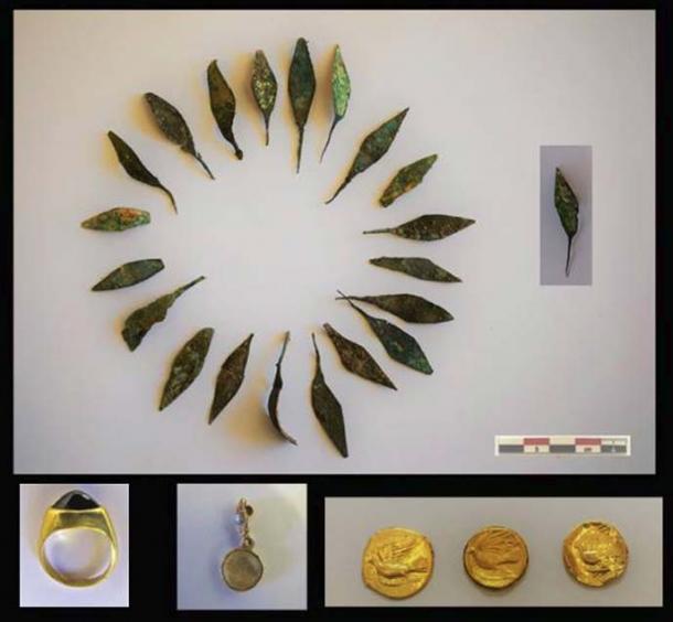 Gilded bronze leaves, a gold ring, valuable stone and coins were found. (Image: Greek Ministry of Antiquities)