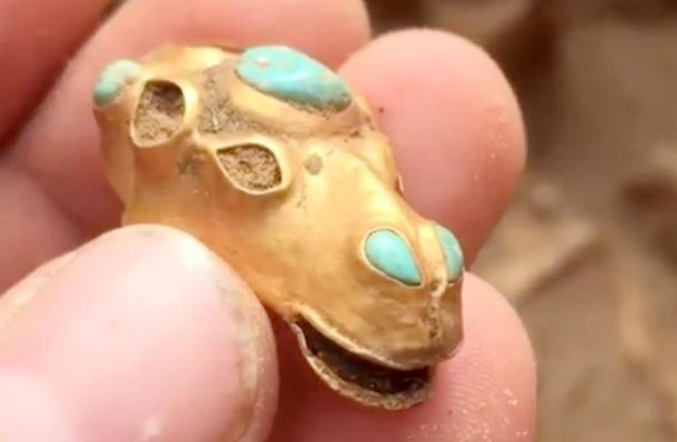 Gold horse head and other jewelry were found adorning the body. (Ministry of Culture and Tourism of the Astrakhan Region)