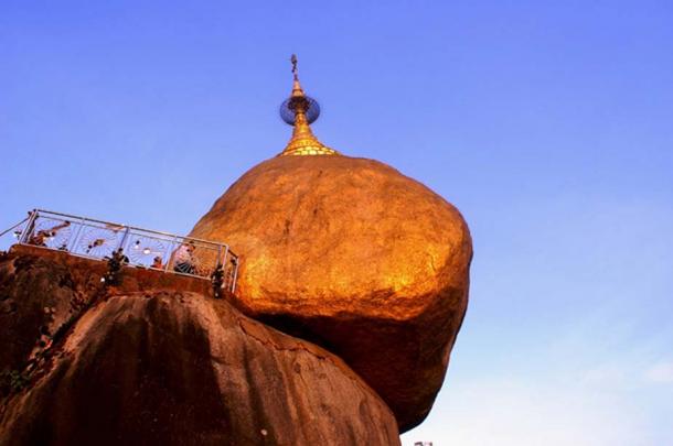 The Golden Rock from below.