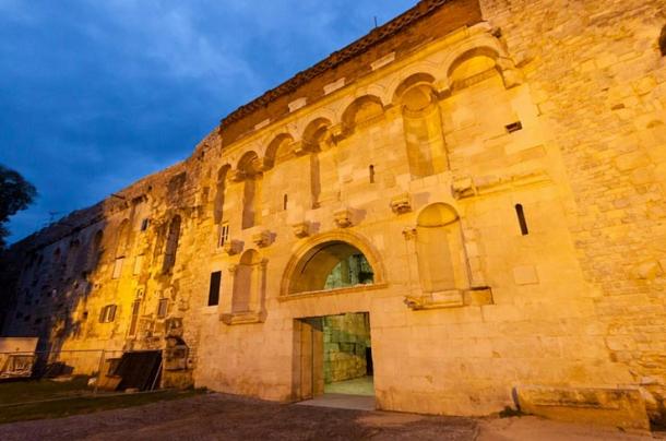 Golden gate – north entrance of Diocletian’s Palace