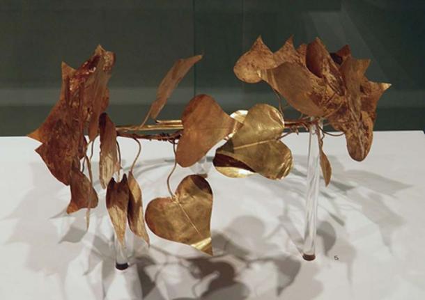 Golden wreath of ivy, Romisch-Germanisches Museum, Cologne. (Carole Raddato/CC BY SA 2.0)