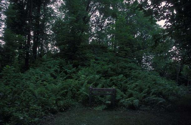 Grand Mound located along the banks of the Rainy River.