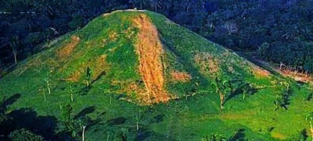 Great Pyramid at La Venta. 