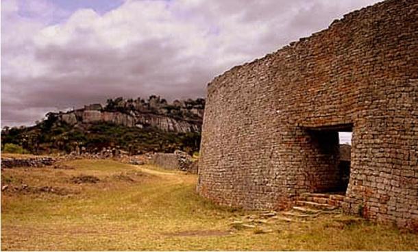 Great Zimbabwe ruins, Masvingo, Zimbabwe (Macvivo/Wikimedia Commons) 