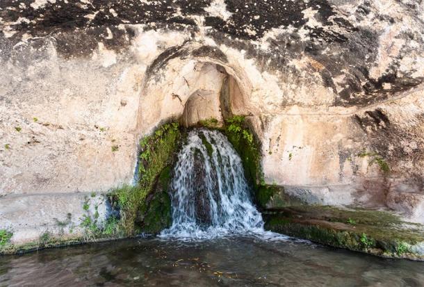 Grotta del Ninfeo artificial cave of Temenite Hill (vvoe / Adobe Stock)