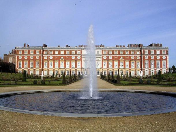 Fachada sur del Palacio de Hampton Court, residencia del rey Enrique VIII. (Mark Percy / CC BY-SA 2.0)
