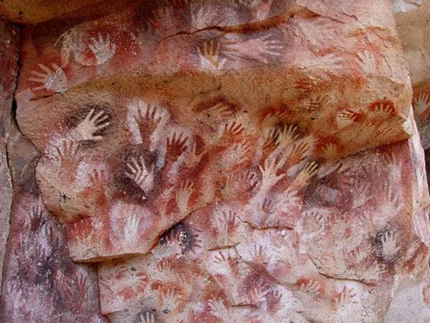 Hands at the Cuevas de las Manos upon Río Pinturas,(circa 7300 BC) near the town of Perito Moreno in Santa Cruz Province, Argentina.
