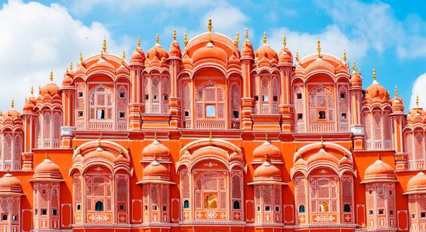 Photographic Marvels: 12 Beautiful Historic Palaces You Have to See to Consider