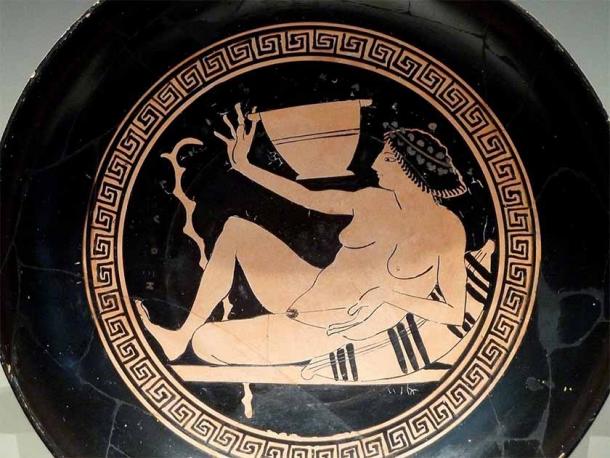 A Hellenistic escort, or Hetaira, playing kottabos, a drinking party game where men flicked the dregs of their wine at a target, from the Greek Getty Villa Collection. (Dave & Margie Hill / CC BY-SA 2.0)