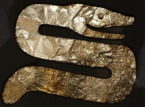 Hopewell culture serpent effigy, Turner Group, Mound 4, Little Miami Valley, Ohio. (Daderot / Public Domain)