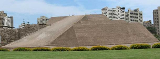 Huallamarca archaeological site / pyramid in Lima, Peru. (AgainErick / CC BY-SA 3.0)