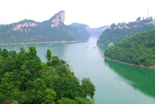 Huaxi — far view of Banbianshan, near Guiyang, Guizhou province. Olemissius Zhang. 