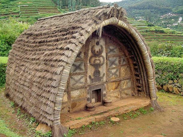 Hut of Toda tribe (Nilgiris, India).