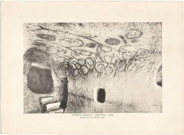 Image of a large rock-cut room with painted ceiling at Hal Saflieni Hypogeum taken by Richaed Ellis circa 1900. (Public domain)