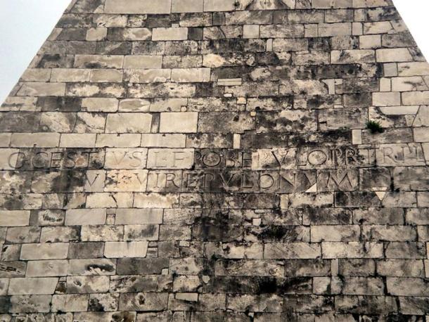 Inscription on the Pyramid of Cestius