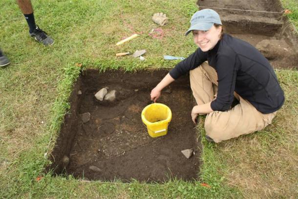 Dating Iroquoia project member Samantha Sanft excavating at White Springs, New York. (Samantha Sanft and Kurt Jordan, CC BY-ND / Author provided)