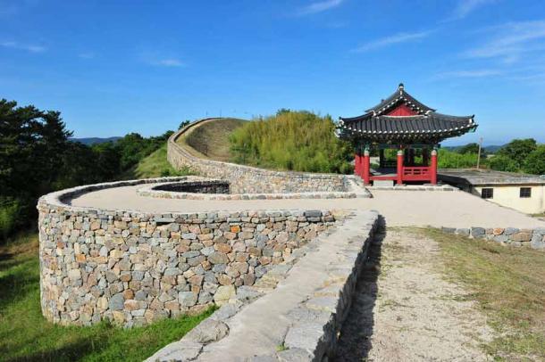 The historic Janggieupseong site built by the Goryeo dynasty, located in the Janggi-myeon, Pohang, Gyeongsangbuk-do, South Korea.  (Yeongsik Im / Adobe Stock)