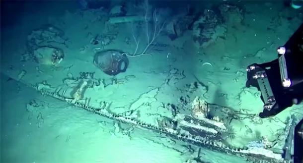 New images of the San Jose wreck site with part of the underwater robot visible. Source: (Presidency of the Republic of Colombia)