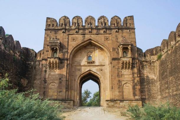 The Kabuli Gate of the Rohtas Fort complex in present-day Pakistan. (Meemjee / CC BY-SA 3.0)