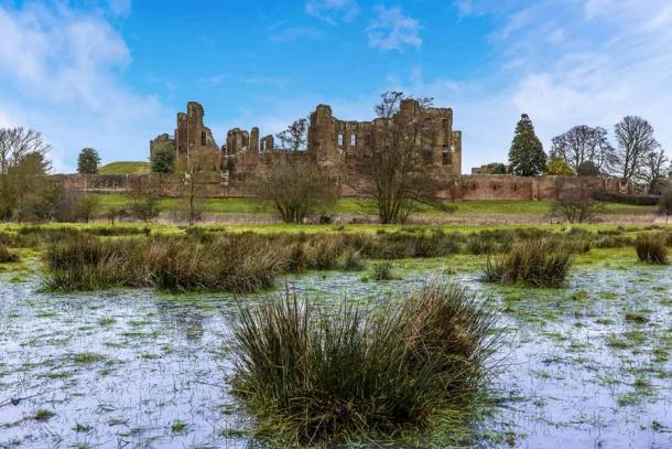The Ruins of Kenilworth today. Though largely drained, some evidence of the great defensive moat and lake survives (Nicola / Adobe Stock)