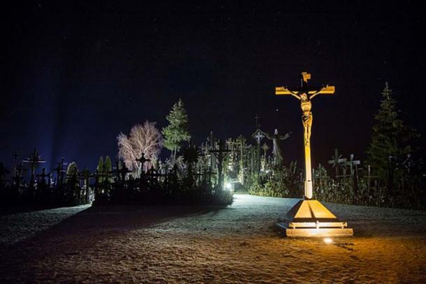 Kryžių kalnas – Hill of Crosses. (Mindaugas Macaitis/CC BY SA 4.0)