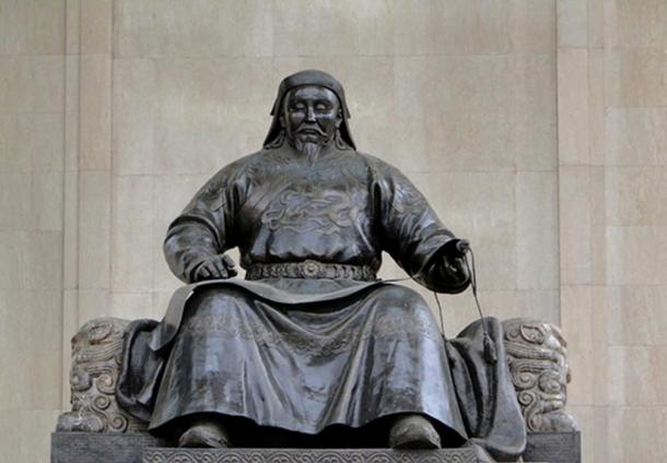 Statue of Kublai Khan.
