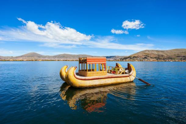A reed boat on Lake Titcaca. (saiko3p /Adobe Stock)
