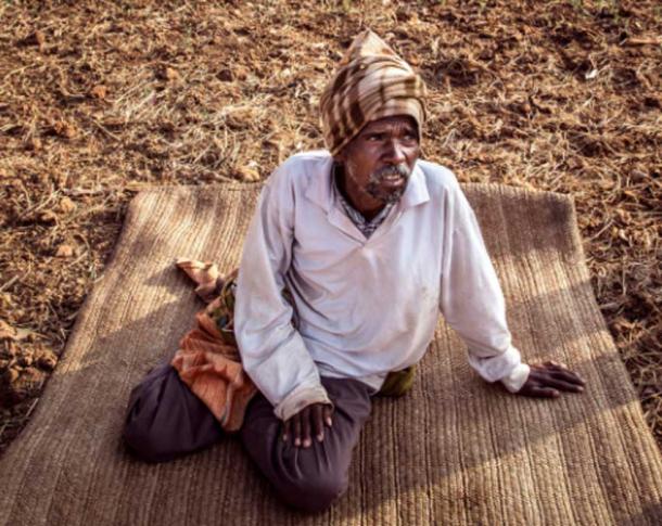 Laldeo Asur is one of the last custodians of the traditional technique of iron smelting by Asurs.