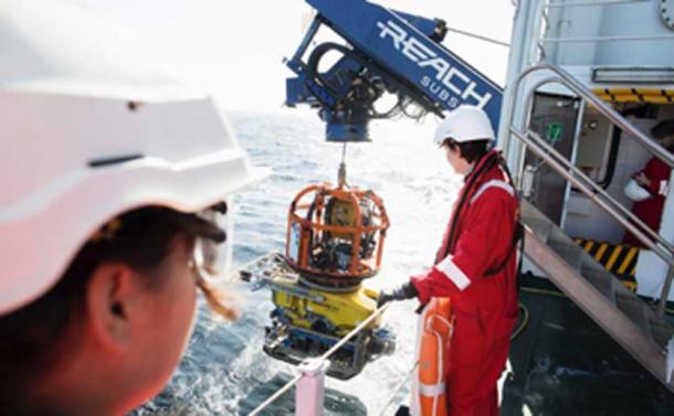 Launching the ROV, to explore the shipwreck, from the Stril Explorer. (MMT / University of Southampton)