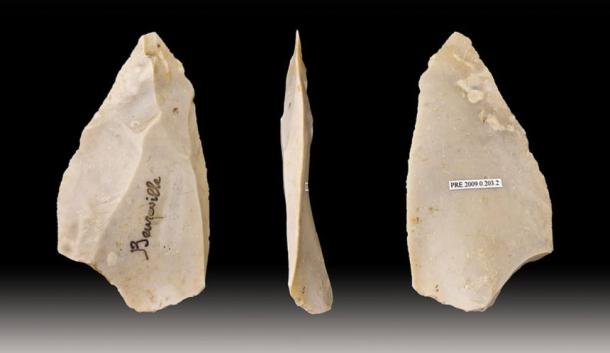 Levallois point blademaking technique. Representational image. From Beuzeville, France.