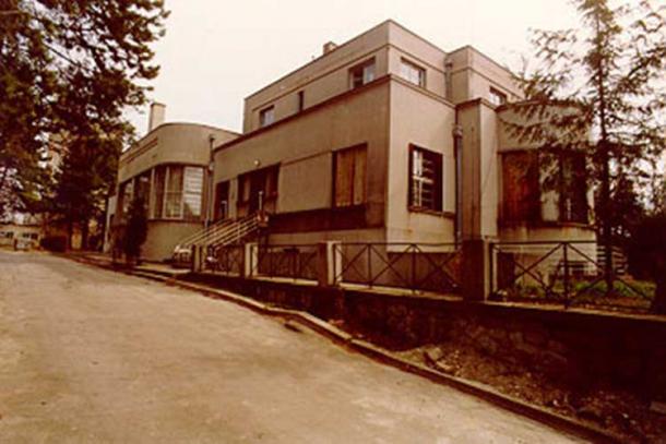 Main building, back view, Astronomical Observatory Belgrade.