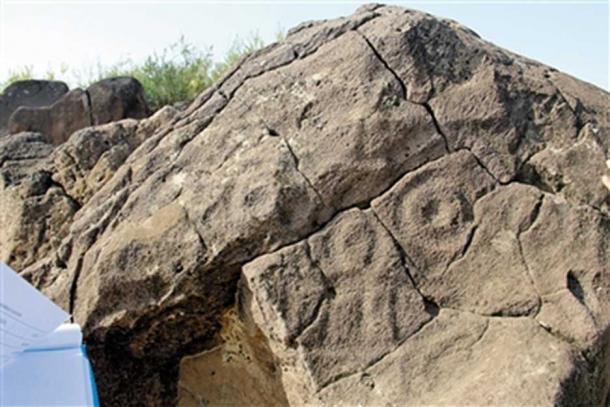 Many other examples of faces have been found in Far East Russia and Mongolia. (Image: Inner Mongolia Daily)